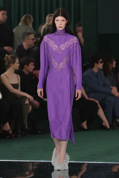 Look 44